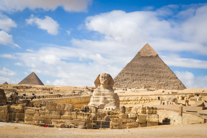 Tour of the Pyramids of Giza